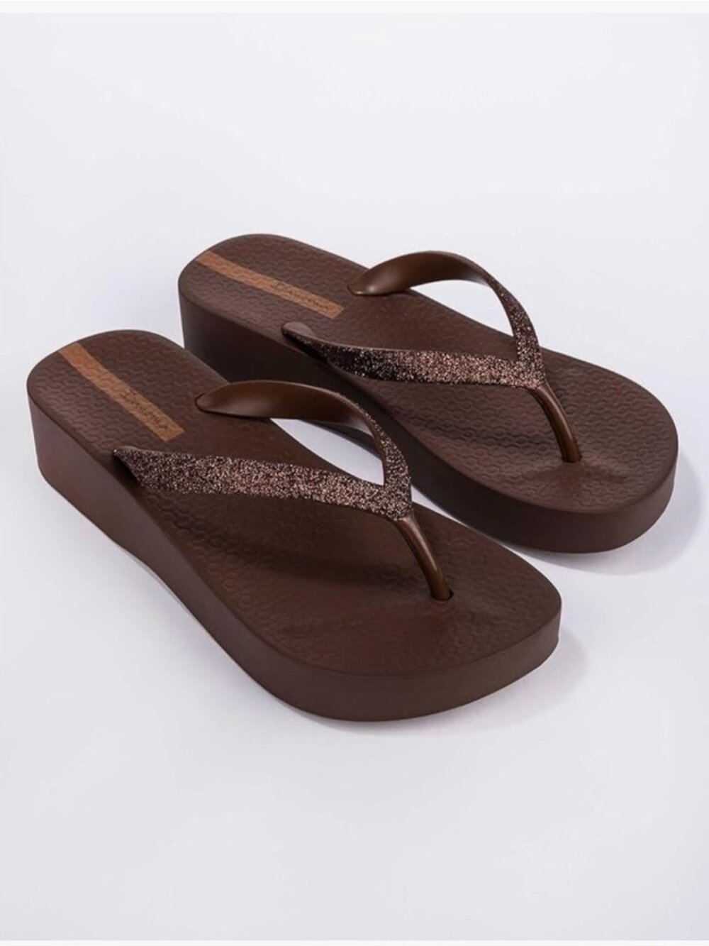 Ipanema Brown Glitter Platform Flip Flops Size 7 NWOB